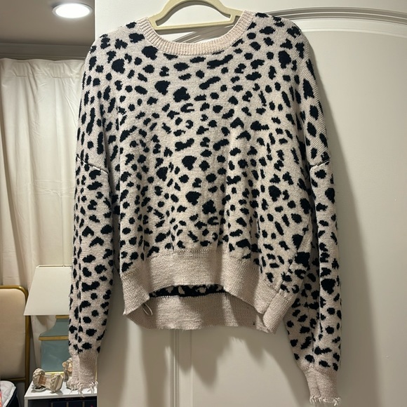 Nation brand distressed sweater - Picture 1 of 2